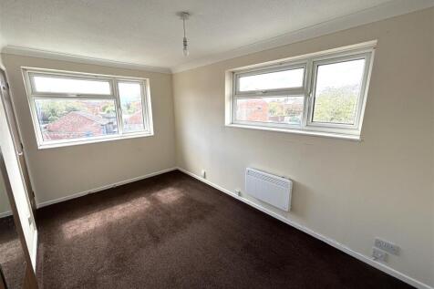 bedroom a.jpg