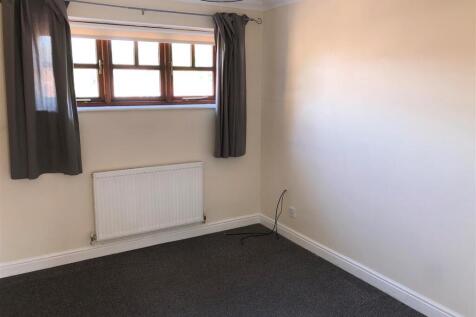bedroom 3.jpg