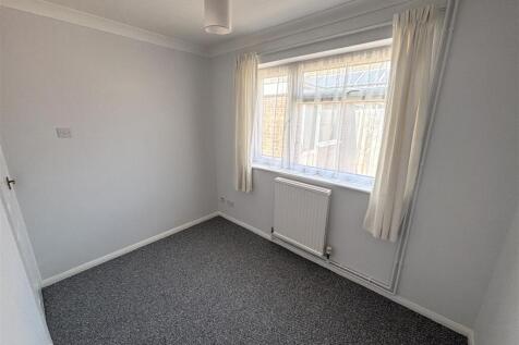 bedroom 3.jpg