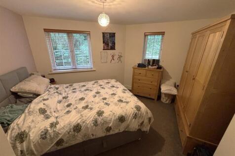 bedroom two.jpg