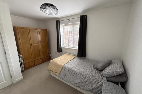 bed two a.jpg