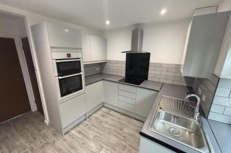 kitchen a.jpg