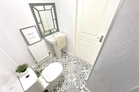 En Suite Shower Room