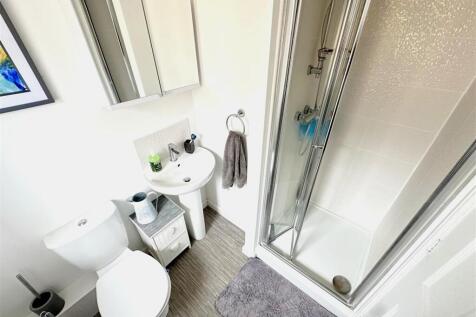 En Suite Shower Room