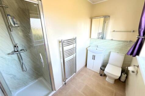 En Suite Shower Room