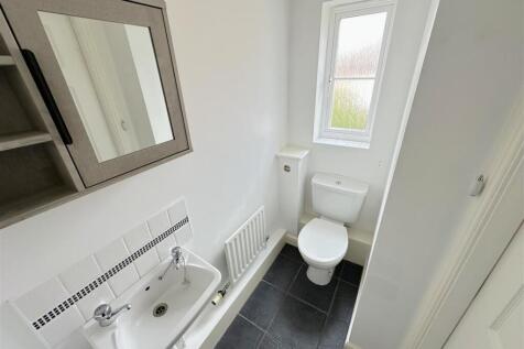 Cloakroom/WC