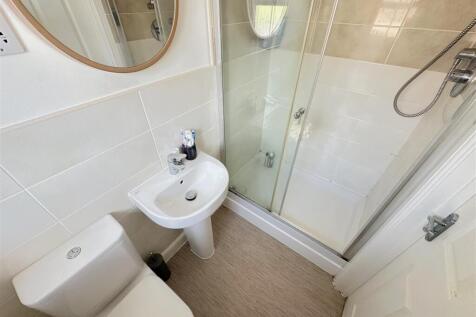 En Suite Shower Room