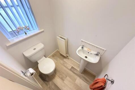 Cloakroom/WC