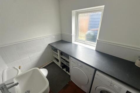 Utility Room/WC