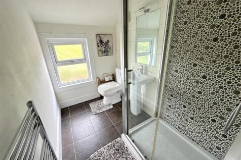 En Suite Shower Room