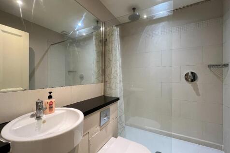2nd Bathroom