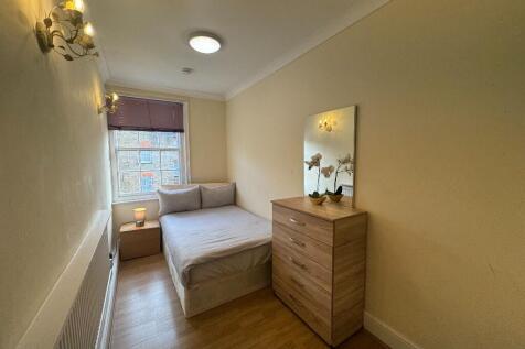 1st bedroom