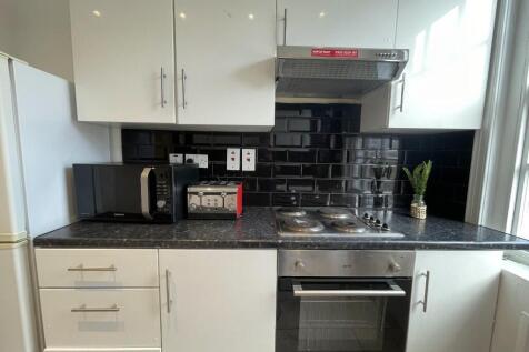 full kitchen