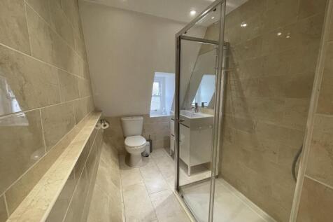 2nd Full Bathroom