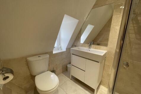 2nd Full Bathroom