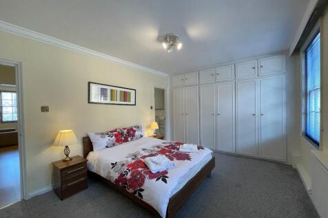 Large Bedroom