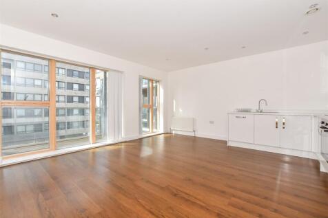 Lounge/Kitchen