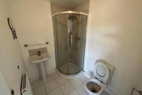 B5626C57-49A4-4EAD-9