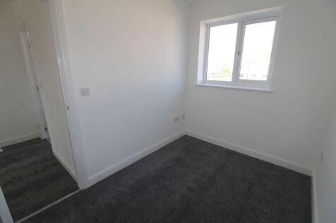 6B7CFB6D-03BE-4DC2-B