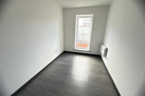 Flat 3-5.jpg