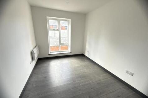 Flat 3-6.jpg