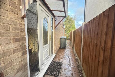 12 green street -2.jpg