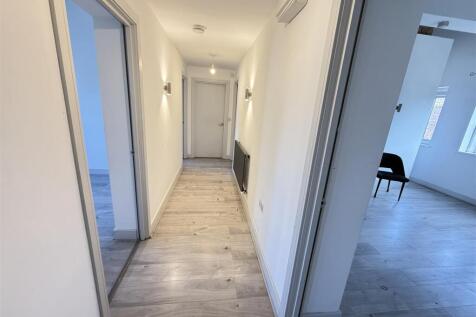 Photo 17-04-2025, 11 36 44 am.jpg