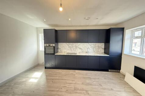 Photo 17-04-2025, 11 35 17 am.jpg