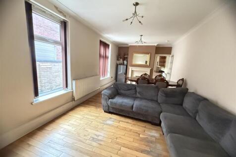 61 lodge road -8.jpg