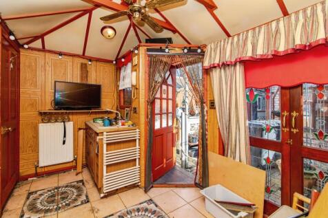 Property Image 16
