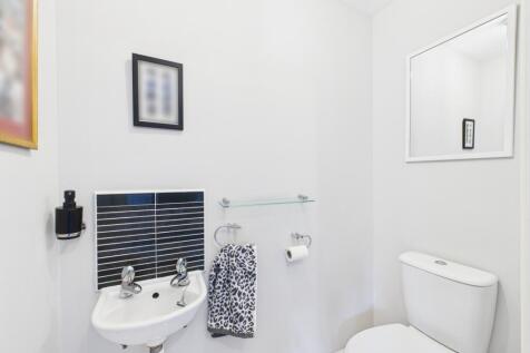 Cloakroom/WC
