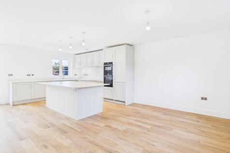 Living/Dining Kitchen