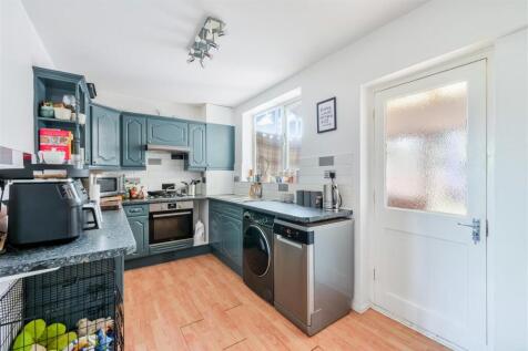 BLETCHINGLEY ROAD (16 FROM 25)-13.jpg