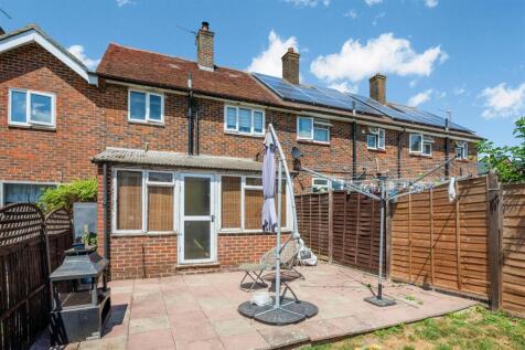 BLETCHINGLEY ROAD (16 FROM 25)-24.jpg