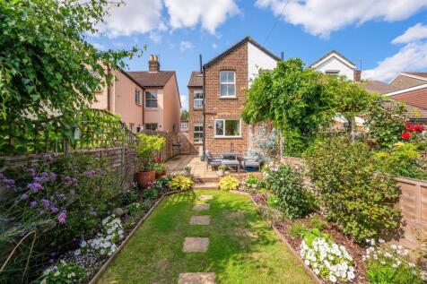 ENDSLEIGH ROAD (14).jpg