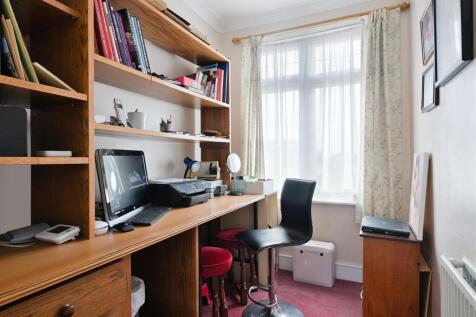 STONELEIGH AVENUE, 162- (15).jpg