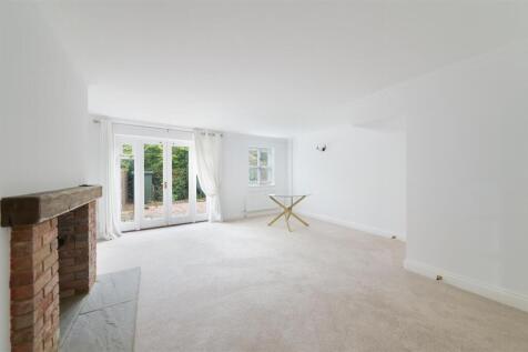 THE OLD YARD (10).jpg