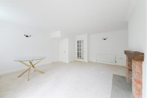 THE OLD YARD (11).jpg