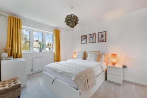 ALL SAINTS GARDENS, 10 BEDROOM- (1).jpg