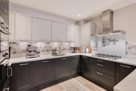 ALL SAINTS GARDENS (24).jpg