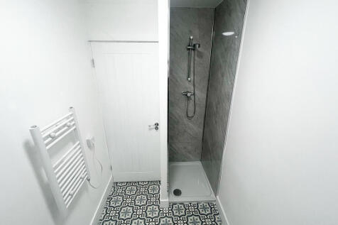 IMG-20250226-WA00...