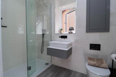 ENSUITE.jpg