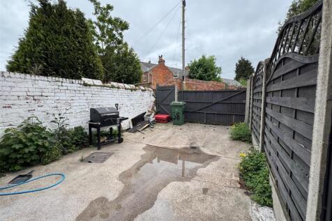 Rear Garden...jpg