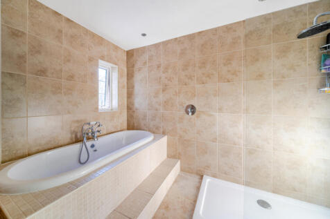 1375474-6-691af8c...