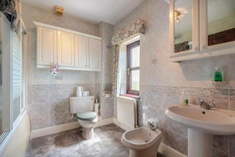 8607032-interior11.jpg