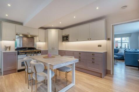 8625396-interior17.jpg
