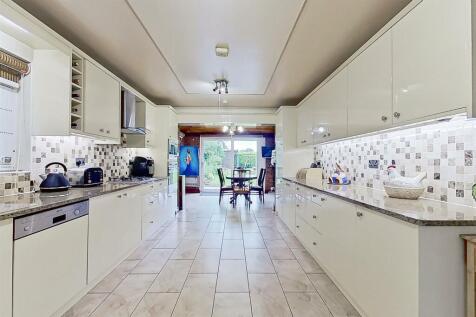 209 Birmingham Road INSIDE-46.jpg