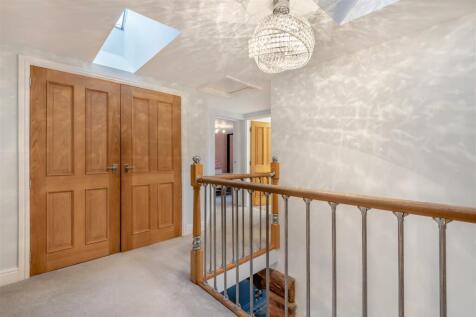8632185-interior16.jpg