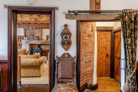 8636440-interior23.jpg