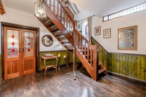 8636440-interior30.jpg